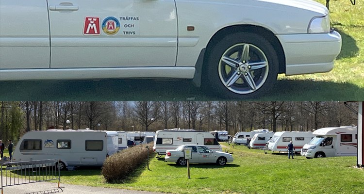 April 2024 årsmötesträff på Eksjö camping med 11 ekipage och en smyckad bil