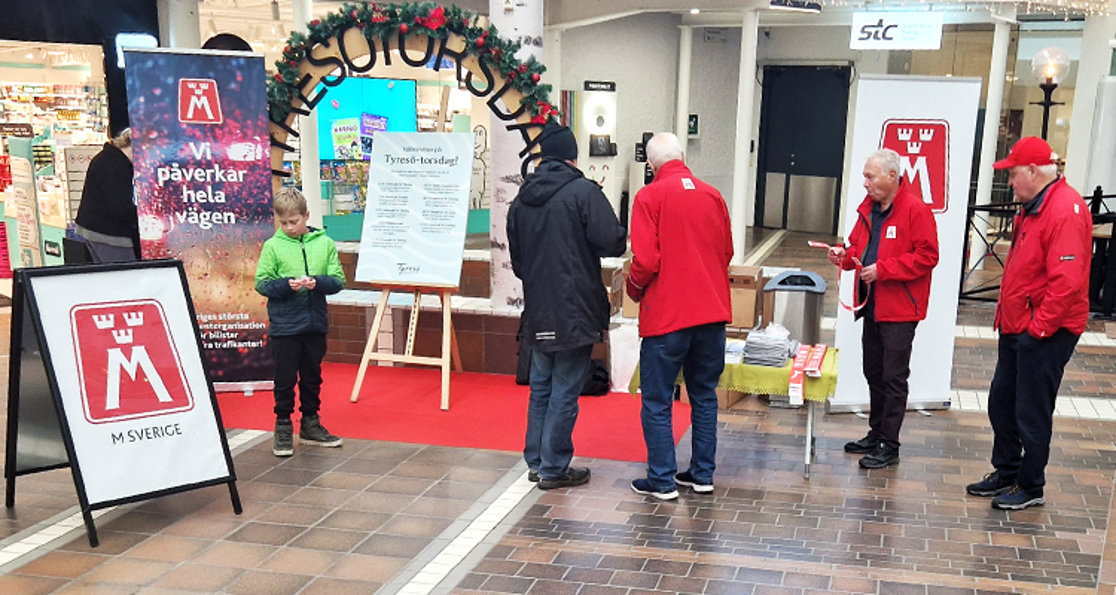 30 november 2024: Besök i Tyresö centrum