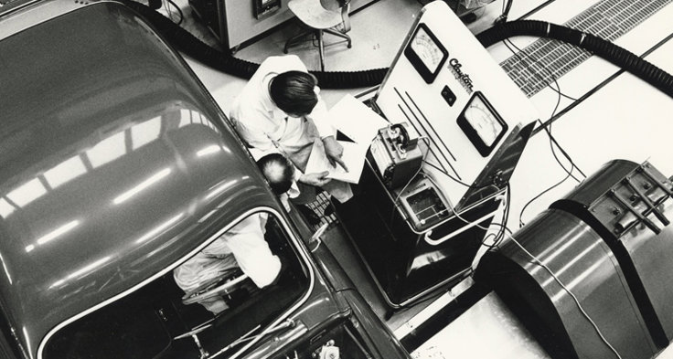 M arbetade tidigt för avgasrening, och krävde ansvar av industrin.