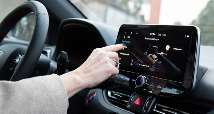 Infotainmentskärmen är mindre, men den är tydlig och enkel att använda.