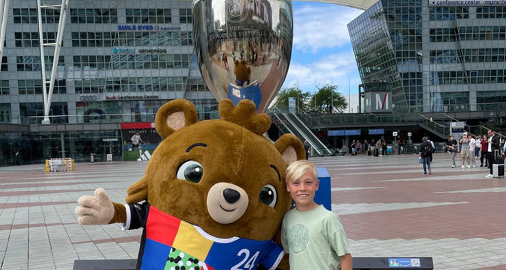 Det märks att det är fotbolls-EM.