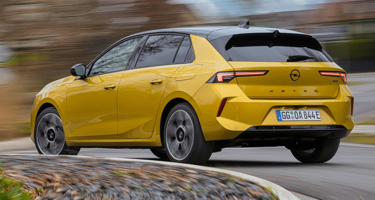 M Sverige Provkör Opel Astra Plug In Hybrid